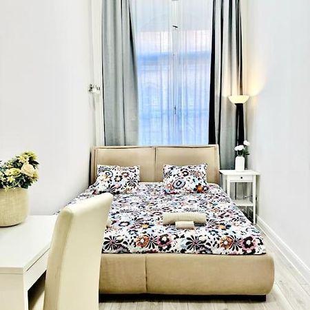 L3 City Centre Stylish Flat Ac Budapest Ngoại thất bức ảnh